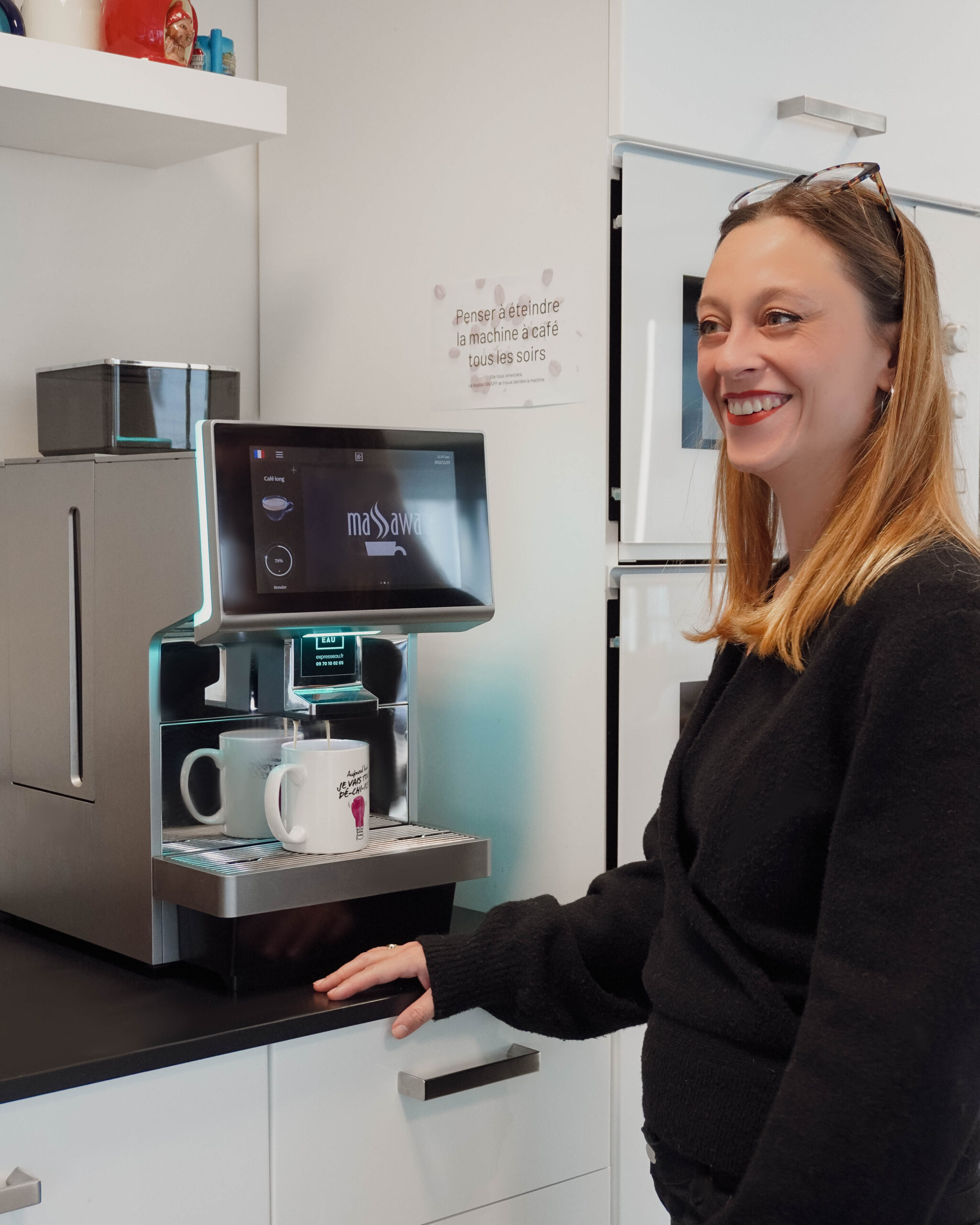 Pleyce machine café grains bureau Elin