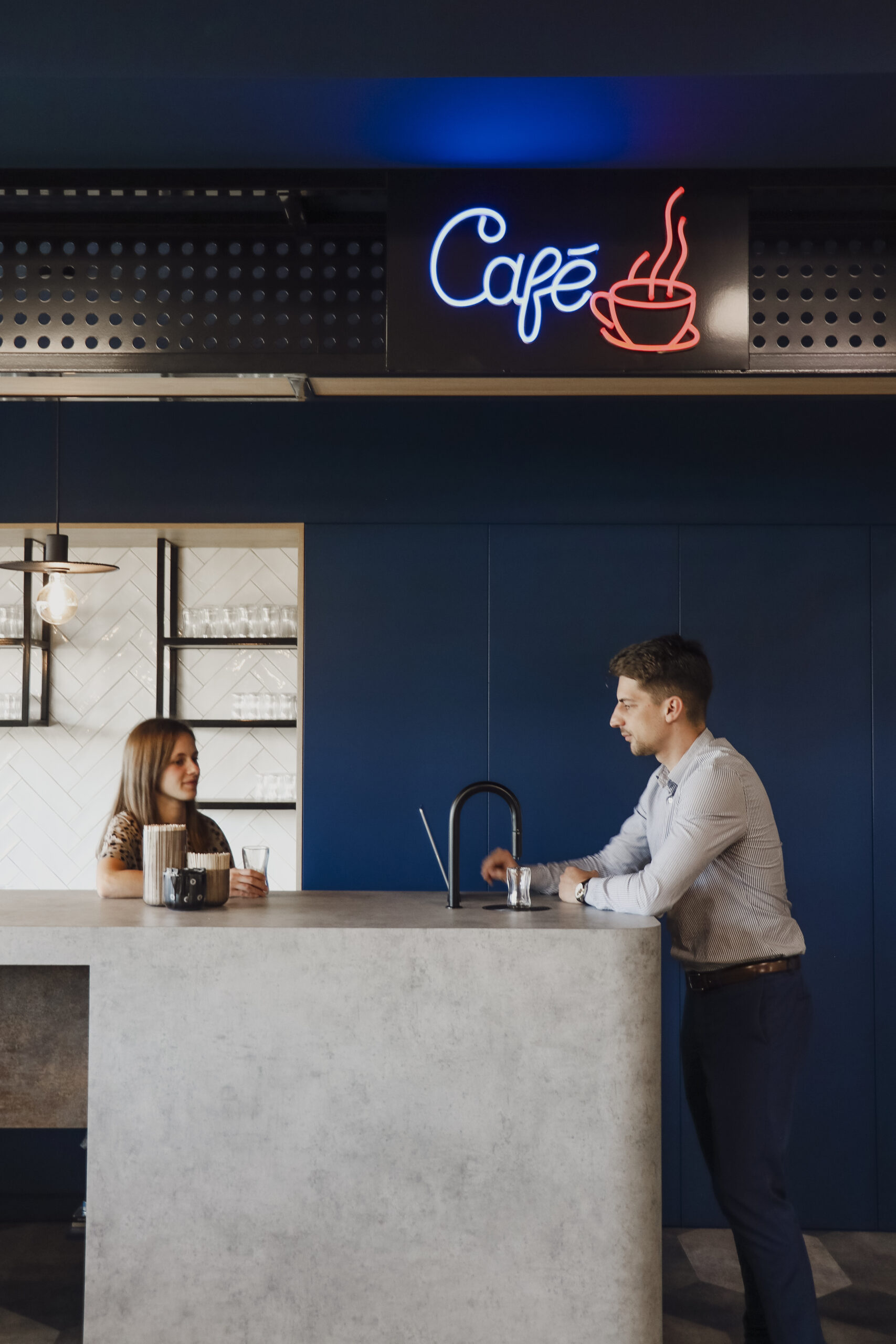 Pleyce Top Brewer ambiance pause café au travail