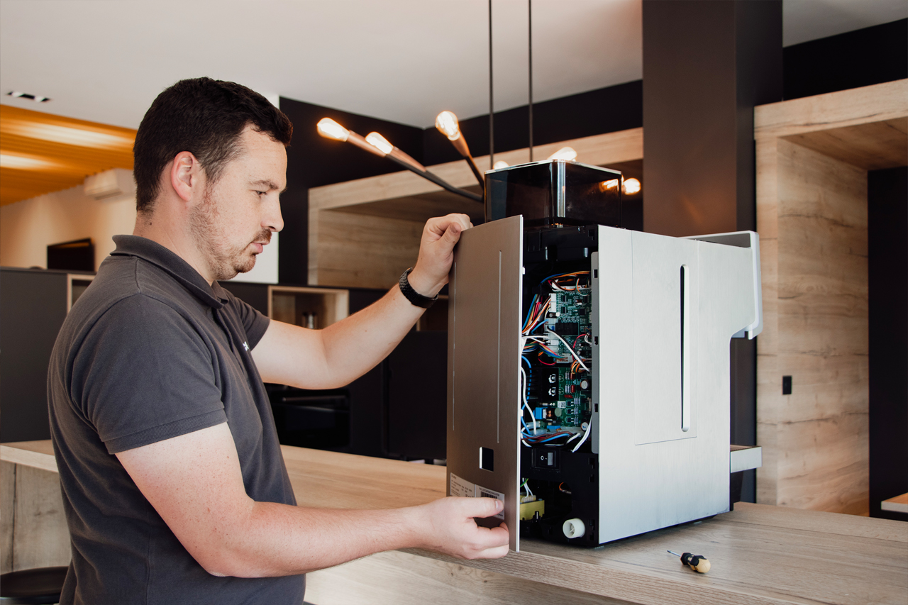 Fournisseur de machines à café et fontaines à eau professionnelles Pleyce pour entreprise à Bordeaux