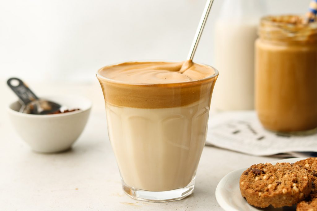 café, lait, gâteau, pause, goûter, verre, paille