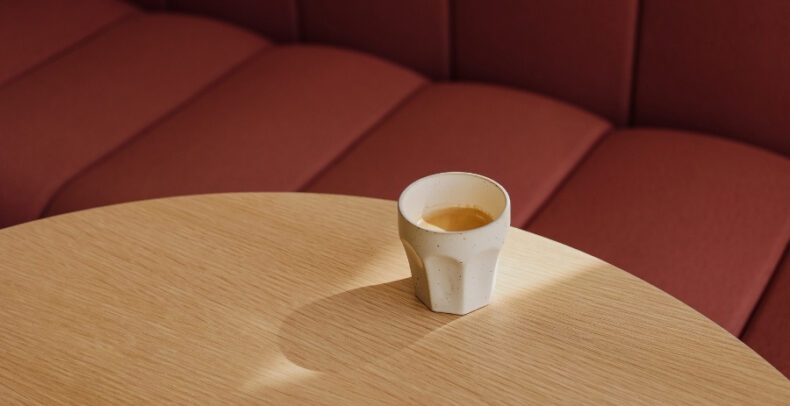 Pourquoi termine-t-on le repas avec un café