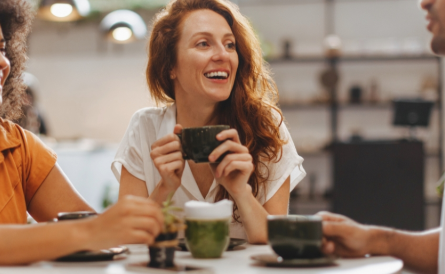 pause café écologique avec impact positif sur la cohésion d'équipe et échanges entre collègues